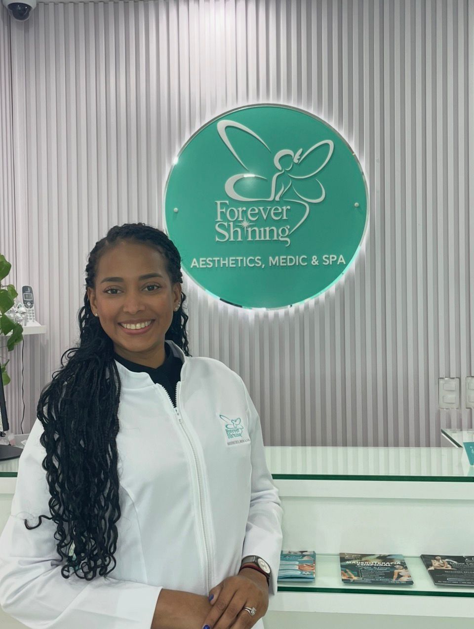 Dra. Steffanie De la Rosa, Médico estético especialista en well-aging